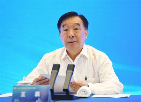 王晨.jpg